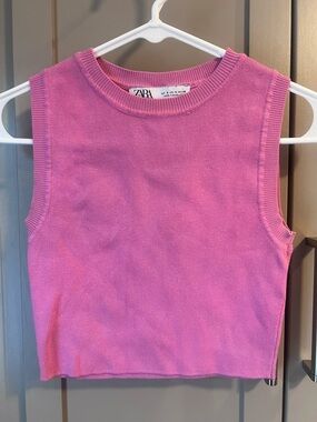Zara Women’s Hot Pink Sleeveless Knit Crop Top - Size Small - Like New
